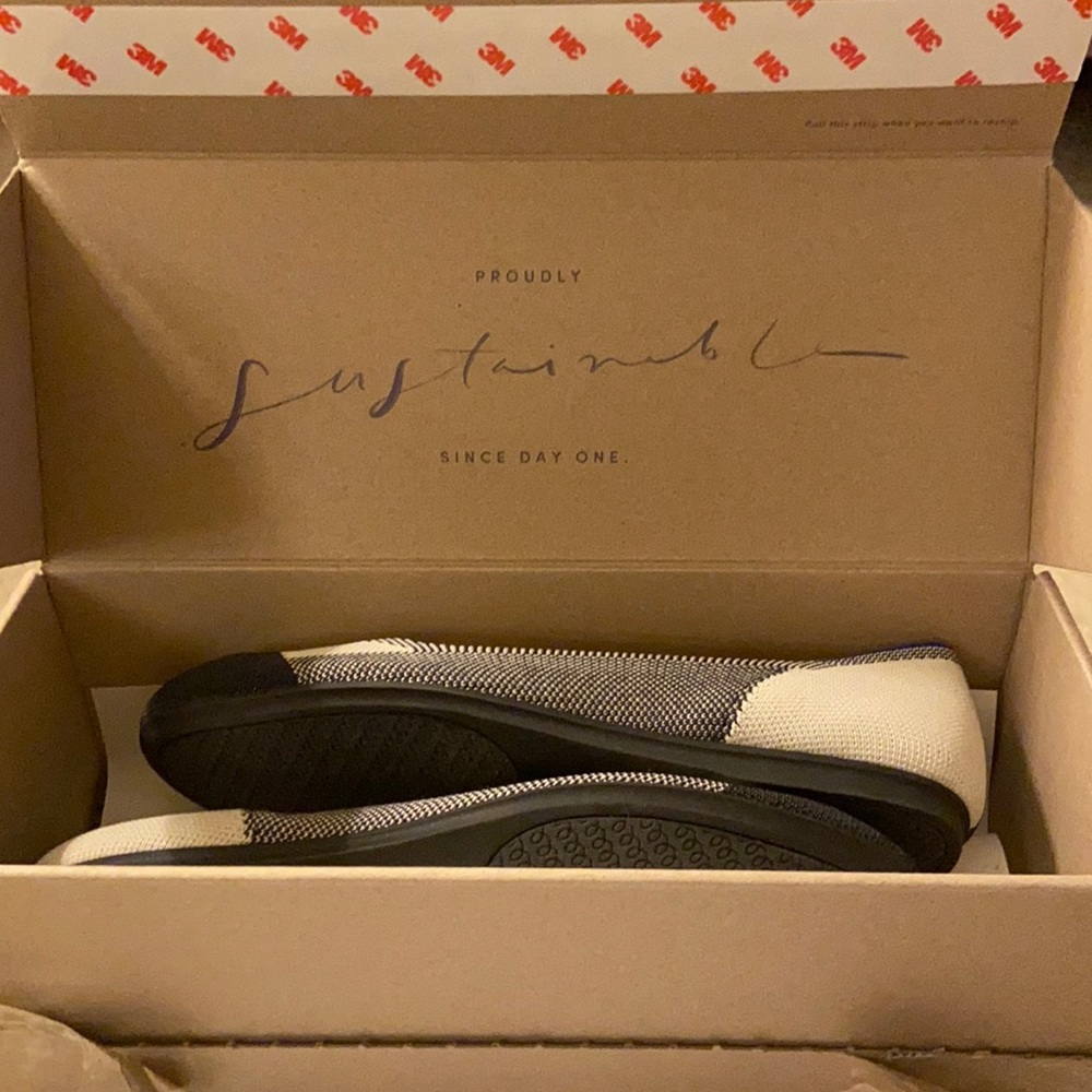 Brand new Rothys! (wrong size purchased- my loss your gain!)